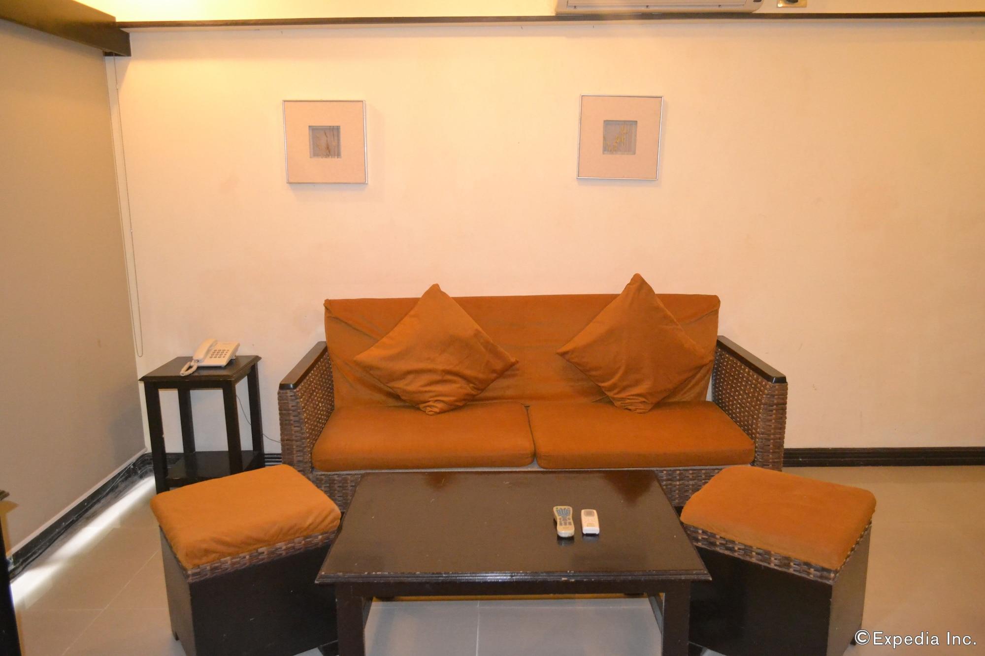 Lancaster Hotel Cebu Lapu-Lapu City Exterior photo