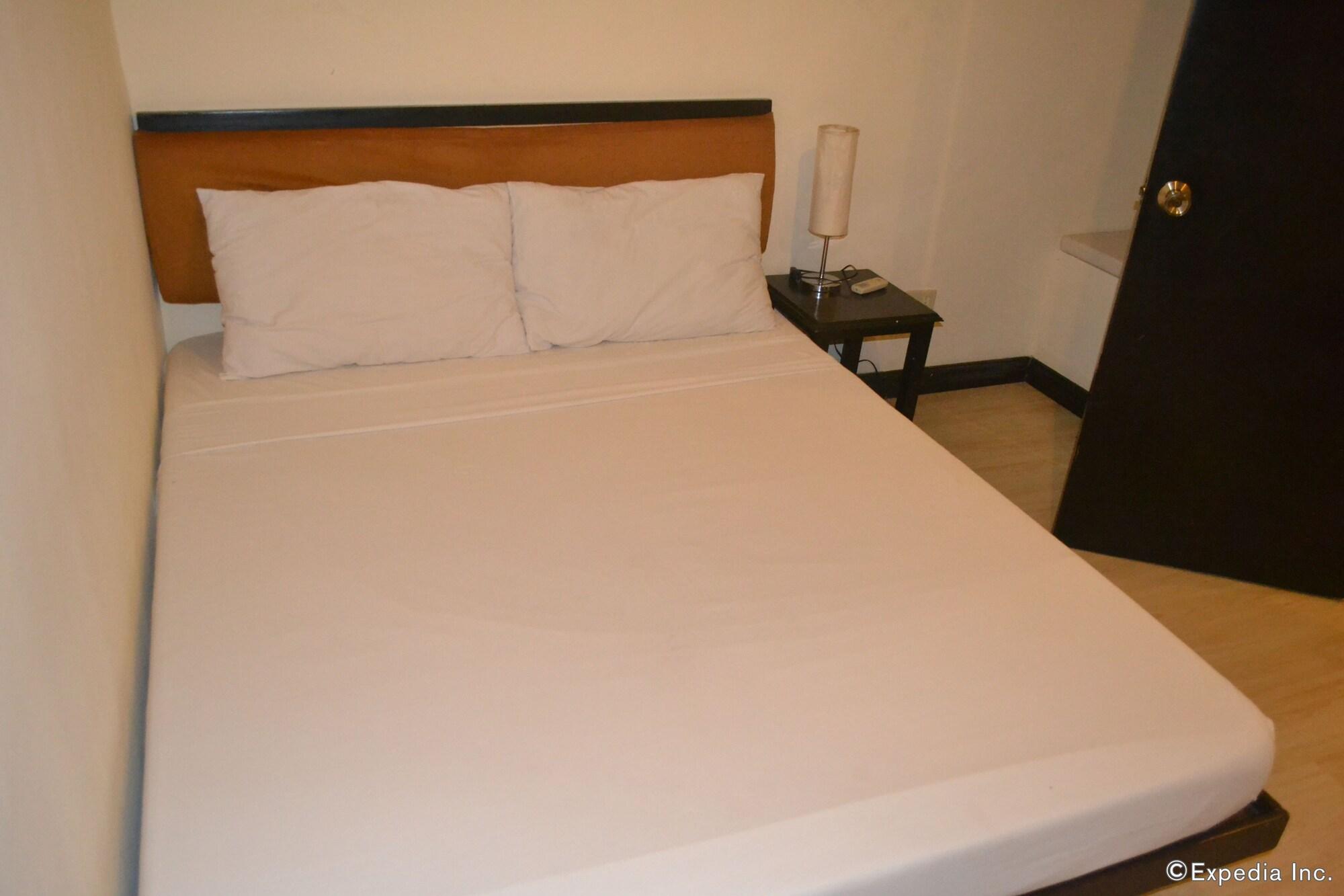Lancaster Hotel Cebu Lapu-Lapu City Exterior photo