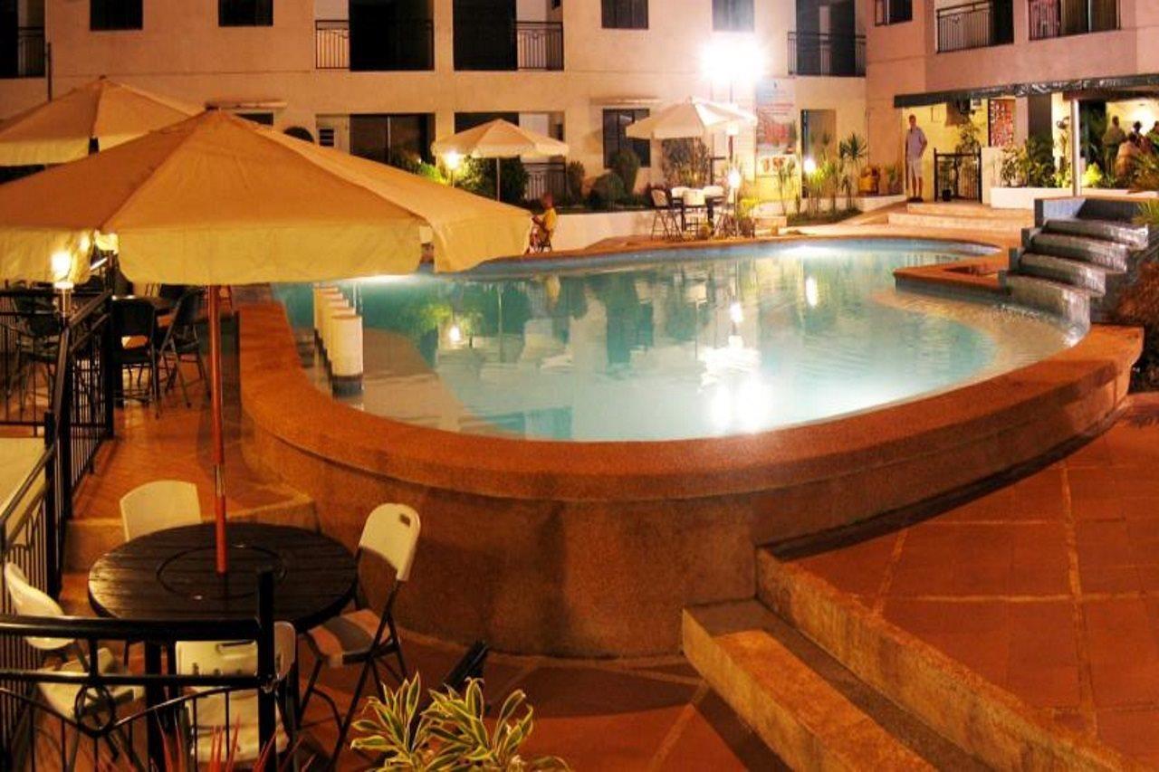 Lancaster Hotel Cebu Lapu-Lapu City Exterior photo
