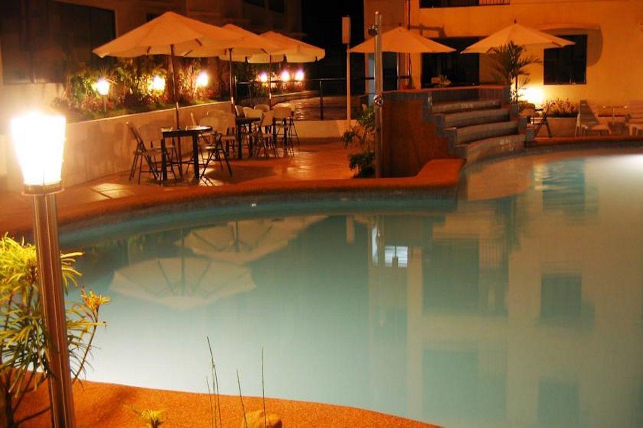 Lancaster Hotel Cebu Lapu-Lapu City Exterior photo