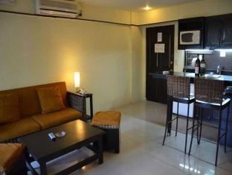 Lancaster Hotel Cebu Lapu-Lapu City Exterior photo
