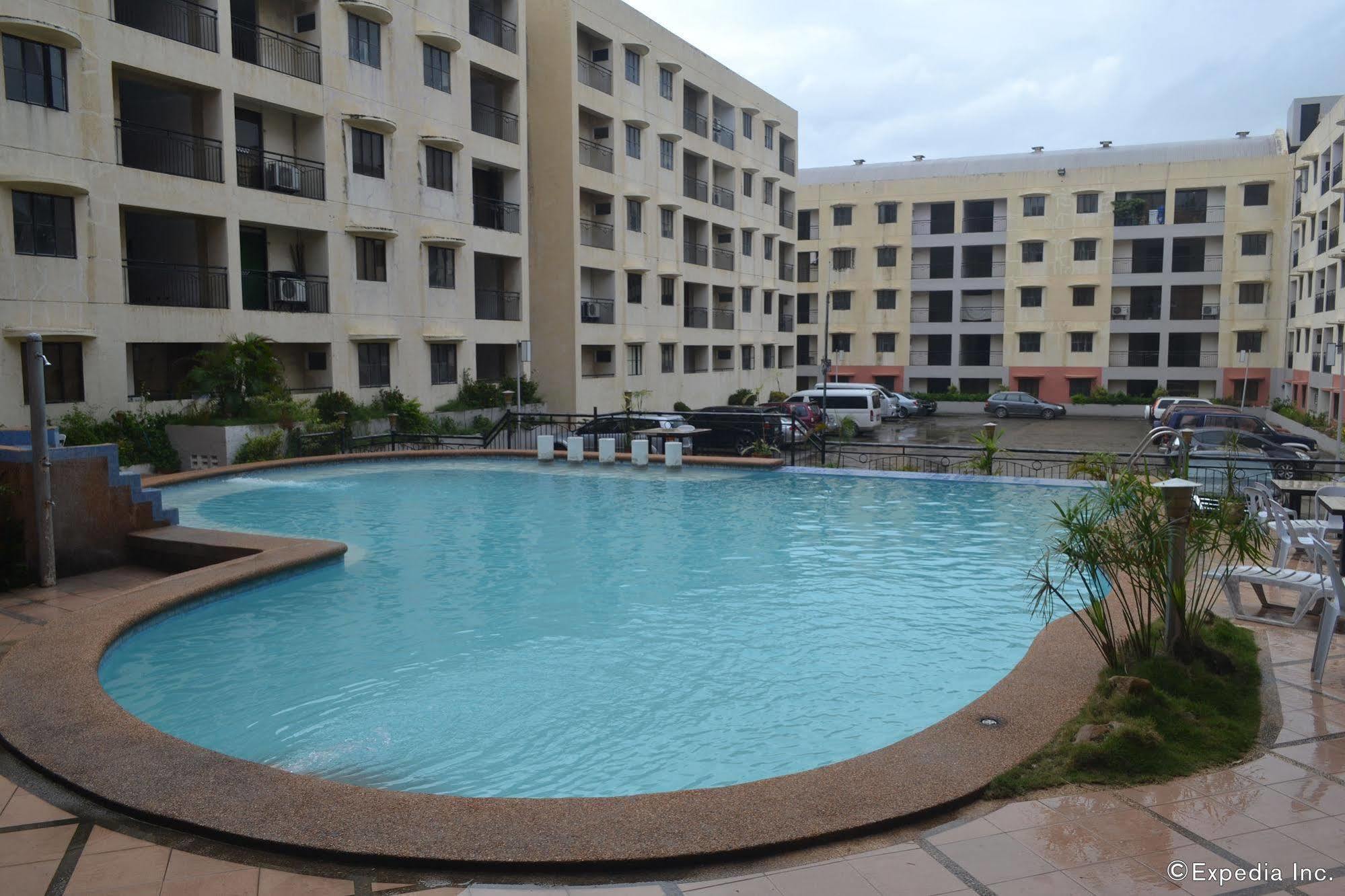Lancaster Hotel Cebu Lapu-Lapu City Exterior photo